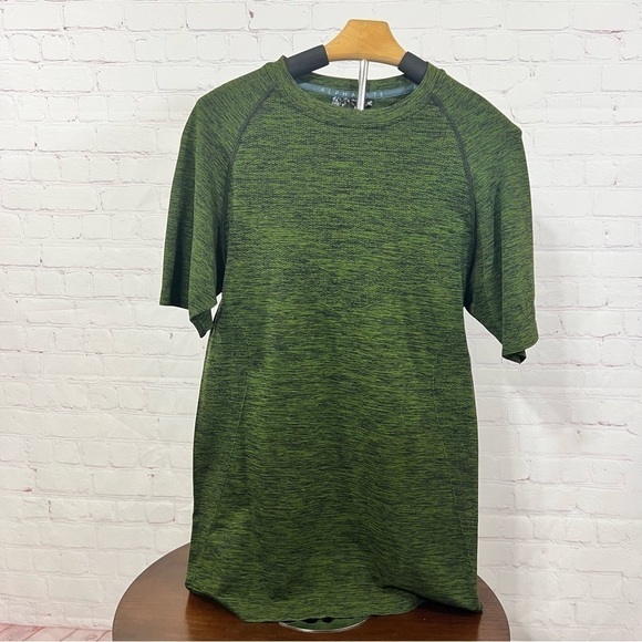 ALPHALETE MUSCLE SHIRT GYM SHIRT NWT MEDIUM VERY STRETCHY - Picture 8 of 16